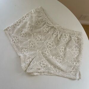 White Lace Shorts - Extra Small